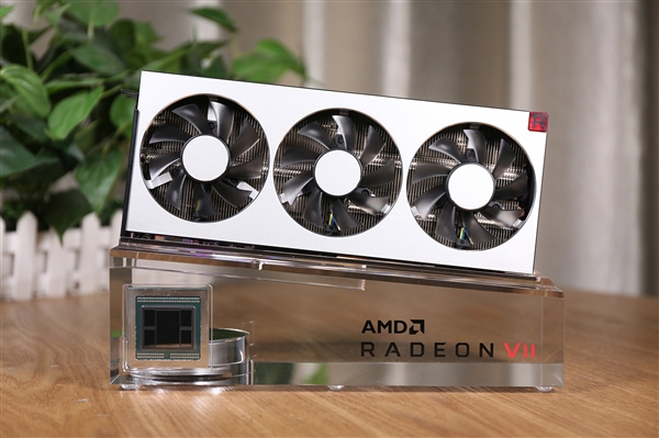 传AMD下代Radeon旗舰用上HBM2E显存：最高64GB 带宽1.8TB/s