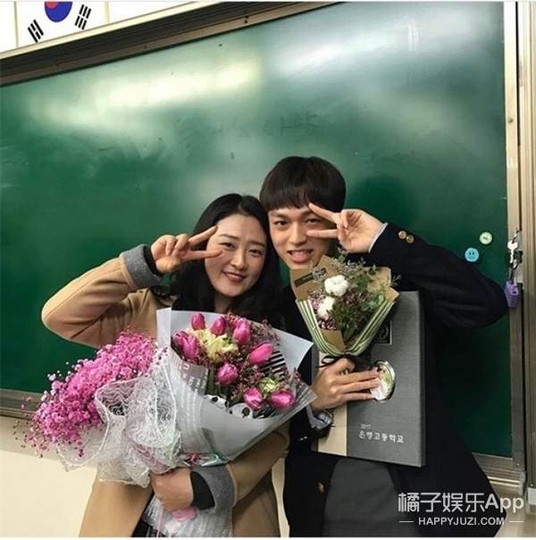 「橘子娱乐」还记得《熔炉》里的小男孩吗，他现在长这样了