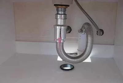 书虱防治小妙招 清洁排水管/地漏