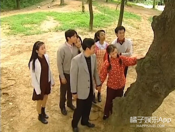 「橘子娱乐」原来她才是《情深深雨濛濛》里边唯一“正常”的人？