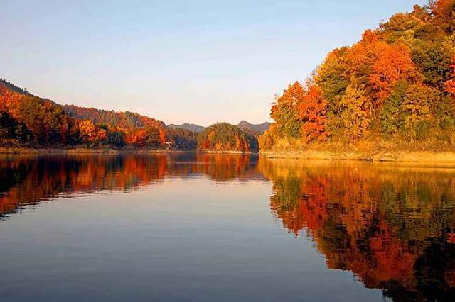 浙江6大秋季旅游景点排行榜，杭州西湖排名第三，楠溪江排名第二 第9张