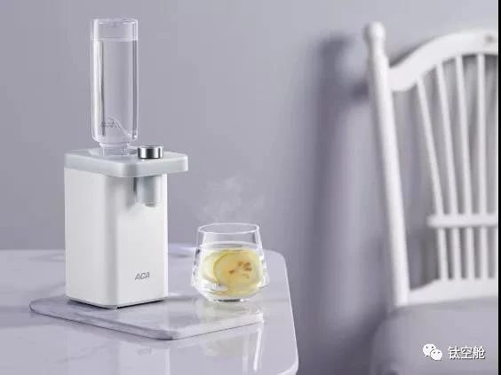 能装进口袋的开水机，3秒速热，滴滴鲜活
