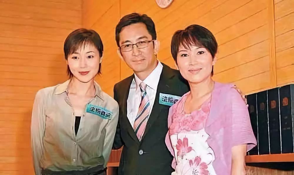 事业巅峰7天闪婚，“香港第一美腿”终于再度回归TVB编辑：奇趣网发布：2019-09-27 21:47:27