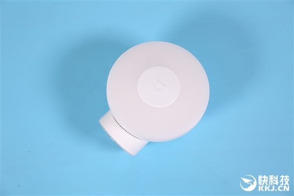 [驱动之家]众筹大卖30万个！米家夜灯2图赏：360°自由旋转