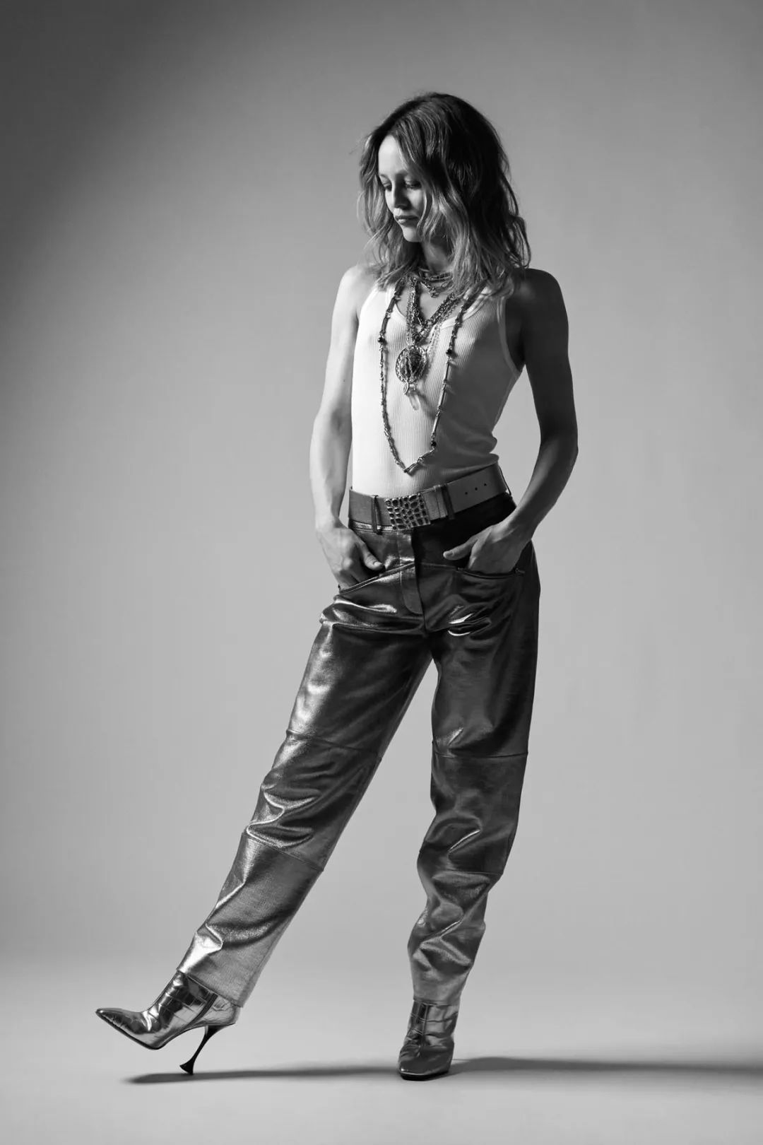 「桃桃淘电影」法国美人凡妮莎·帕拉迪丝 | 赏色