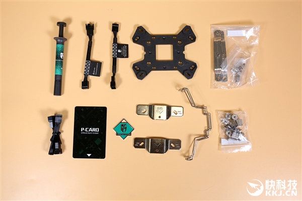 玩家风暴阿萨辛3散热器图赏：7热管压制280W