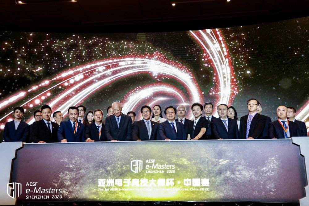 霍启刚与杨澜又给电竞“体育化”添了把火