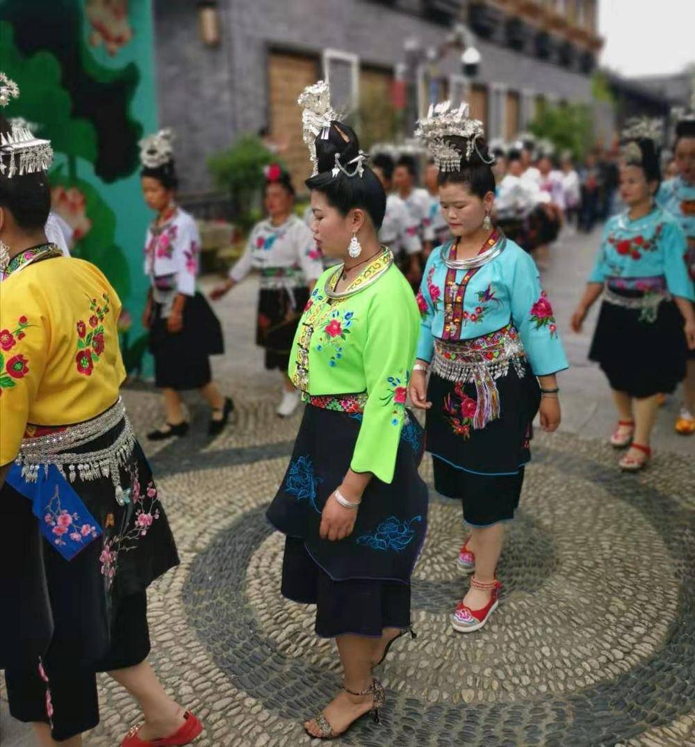 首富丹寨造富记