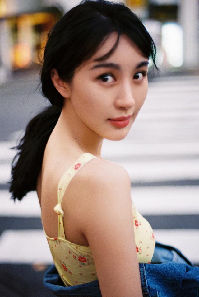 「熊猫娱乐」李菲儿面容肿胀大变样？本尊拍视频回应力证没整容