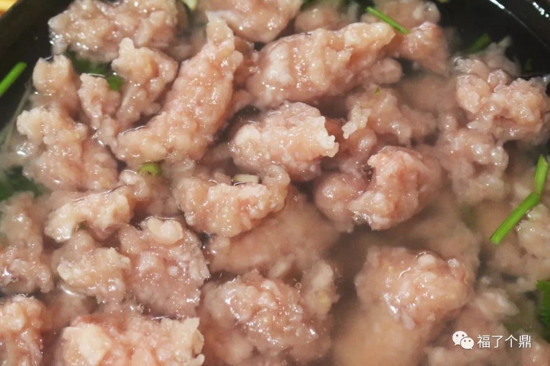 在柘荣阿李牛肉丸这儿,有一种美味,比福鼎肉片更q弹,越嚼越香