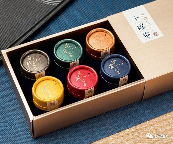 失眠、脱发的年轻人，玩起了“小罐香”