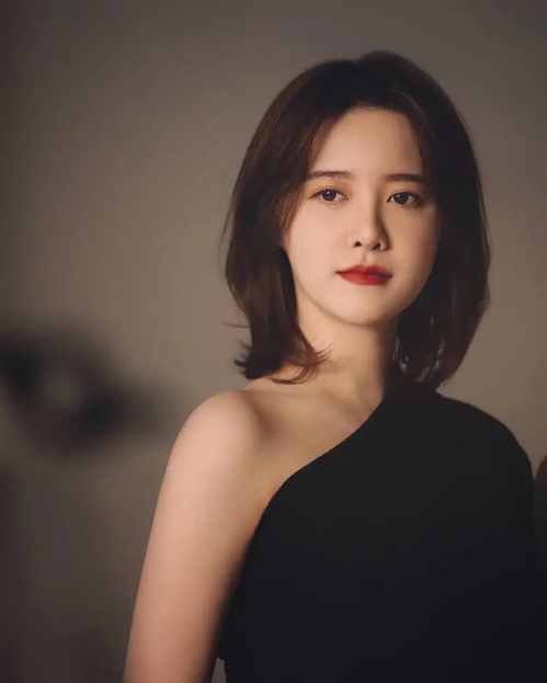 最惨烈离婚！韩国女神手撕凤凰男，不惜自曝隐私到底值不值得？