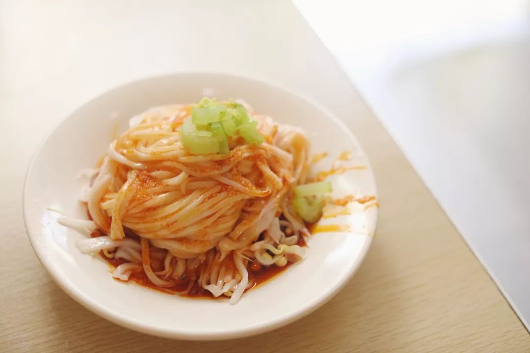 肉夹馍到底要不要加青椒?