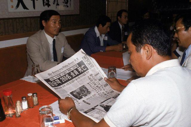 83年空难，苏联误把客机当成美国轰炸机击毁，乘客醒着下坠3分钟