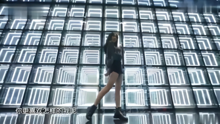 新相亲大会:短片一出来,不料美女跳舞太性感,小