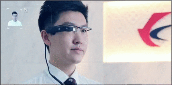 【智东西】空姐用AR眼镜锁定你！亲测大兴机场八大黑科技，一张脸刷到底