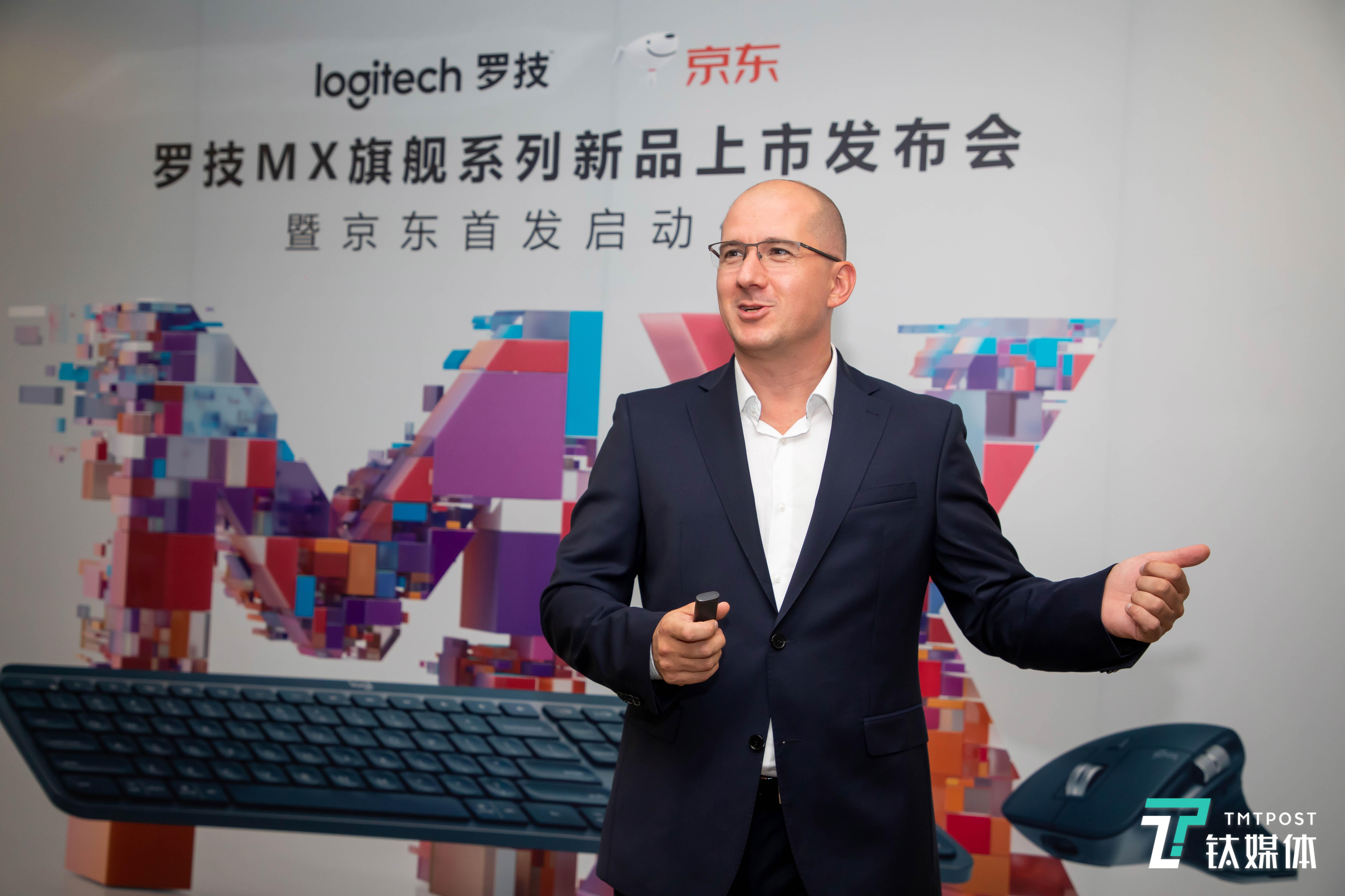 罗技更新MX系列办公外设，首次支持Adobe软件定制化功能