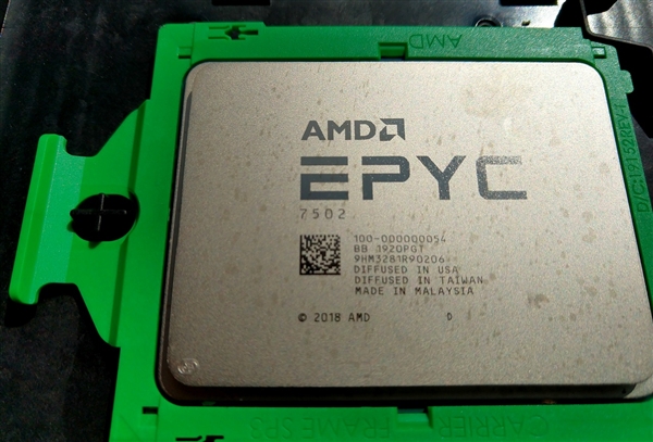 AMD二代霄龙实测：双路128核心256线程无情碾压