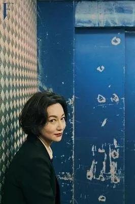 [美美d娱乐]走投无路，上街乞讨，影后被逼自杀？