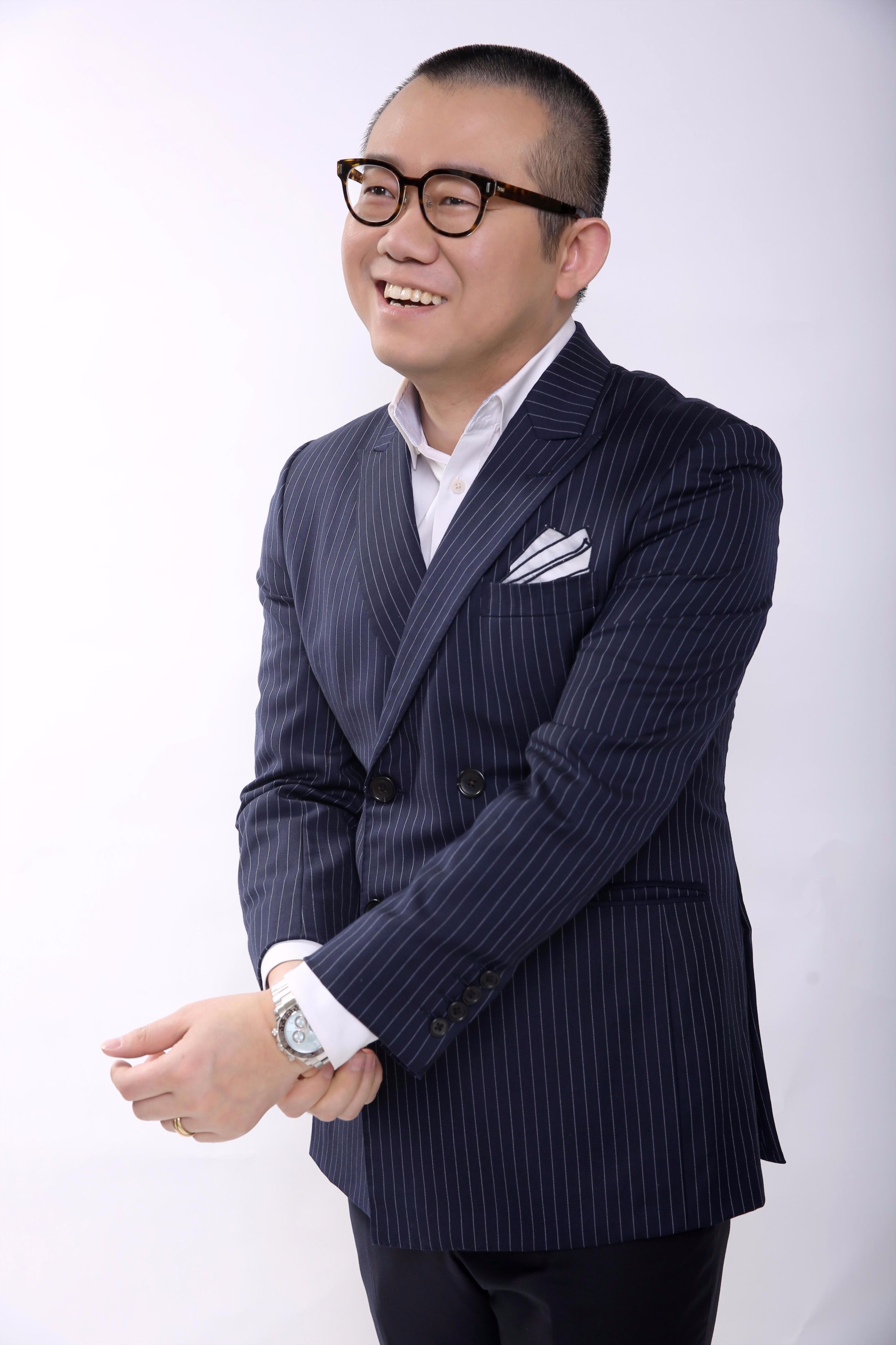 知名主持人涂磊搭飞机被嘲