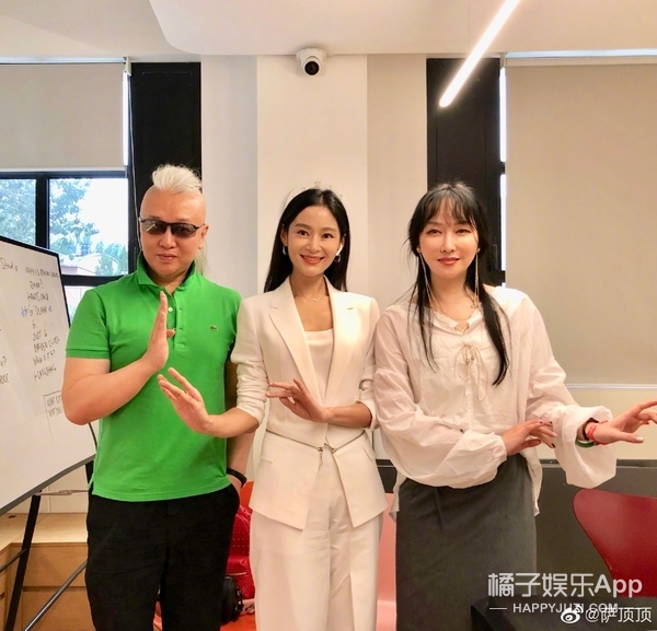 她的脸怎么越来越网红了…