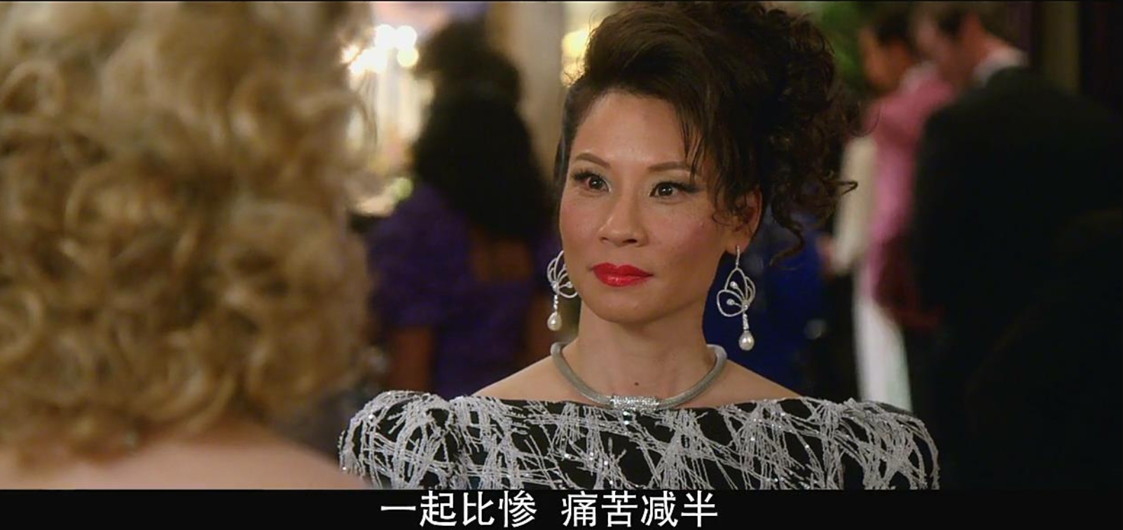跑10年龙套，曾被吐槽像恐龙，如今是好莱坞最红华裔女星