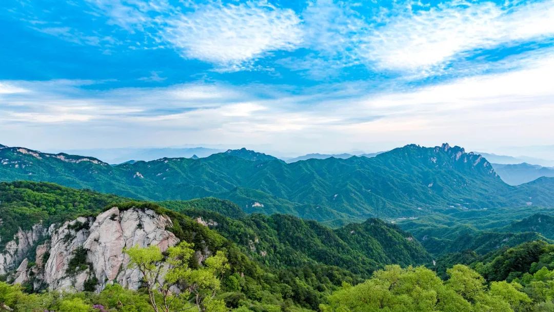 9月1日至16日,洛阳白云山景区针对郑州市民推出免门票优惠活动,郑州