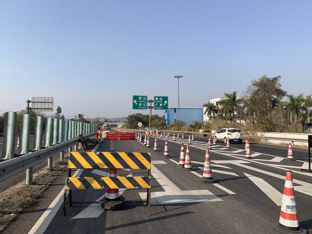 @车主，新台高速公路这个方向匝道实施交通管制