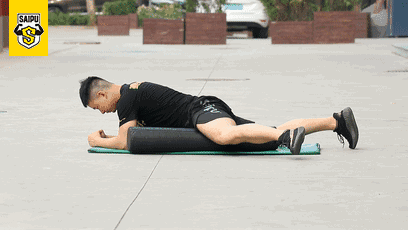 [新氧App]张天爱紧身西服泳装上热搜，但这骨盆前倾隔着屏幕都觉得疼！