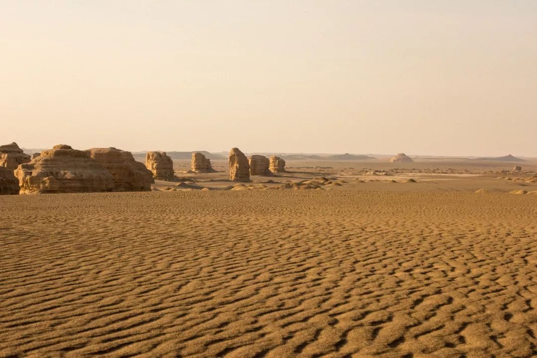 谜一样的存在,神秘魔鬼城---敦煌雅丹地貌
