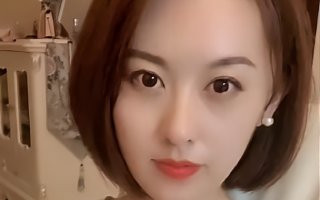 我想知道你用的是车展美女博牙膏武汉国图片