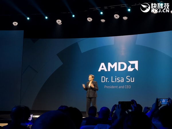AMD正式发布二代霄龙：64核心128线程制霸 性能猛增23％