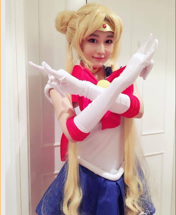 明星cosplay,cos 旗袍 洛天依 明星cosplay,你觉得谁cos的最好?
