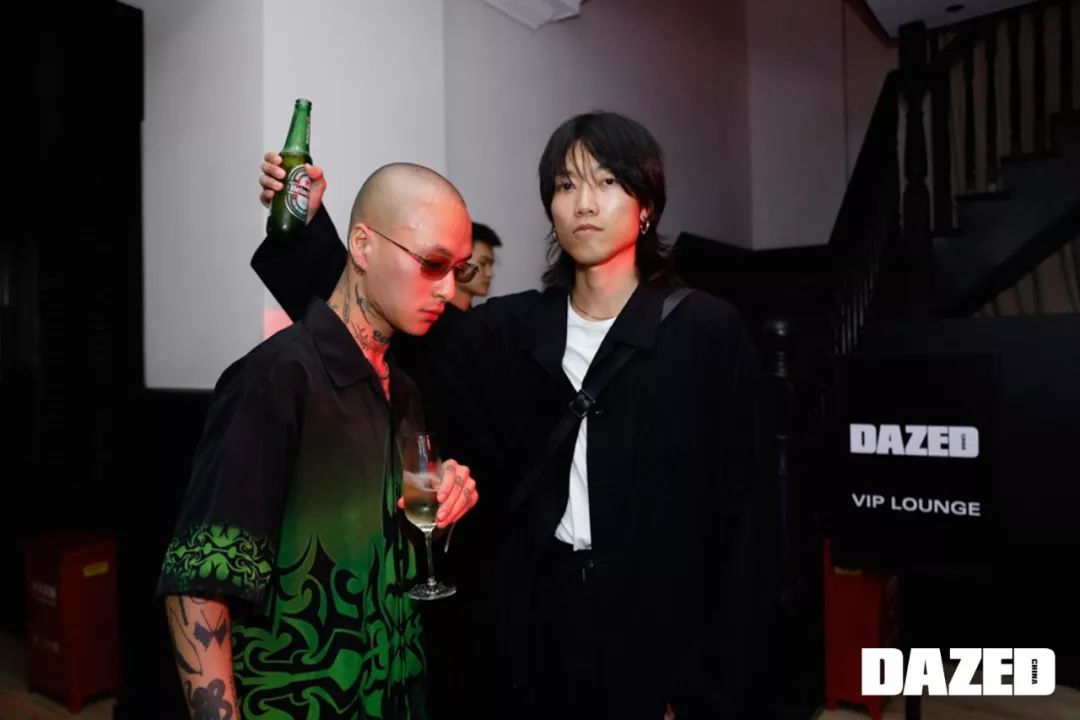 星云集:dazed创始人hack性感,视频短发郭采洁,雅痞女神范丞丞,鲜肉性感牛仔裤先生韩雪图片