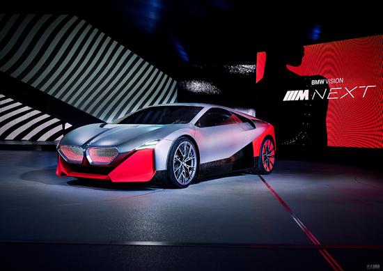 未来也要有驾驶激情 宝马Vision M Next概念车首发