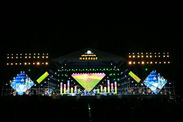 首届玛曲赛马音乐节 | 让草原狂欢，让世界音乐和民族文化相融