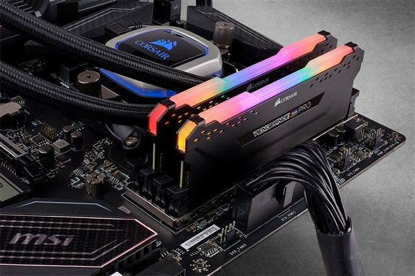 海盗船发布世界最快DDR4-4866内存：AMD三代锐龙专属