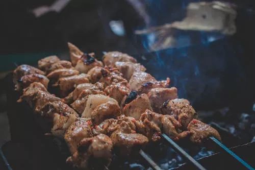 动物被屠宰时分泌毒素?人吃后会怎样