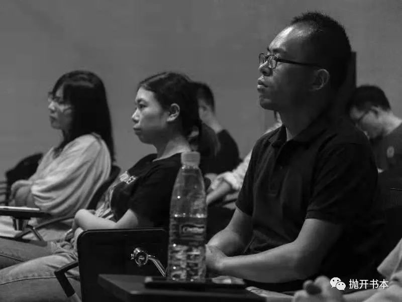 专访周浩 | 他的纪录片,让你读懂中国