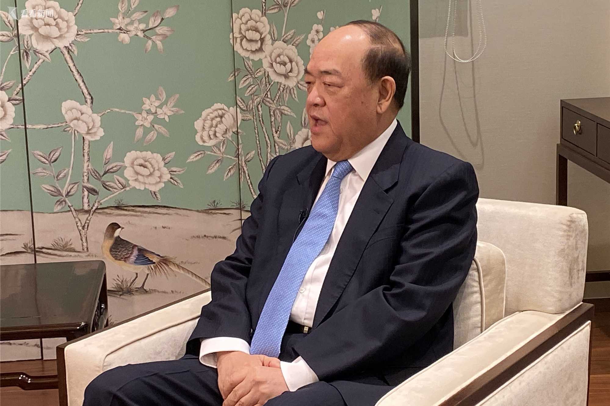 专访贺一诚保护好青年人也要把他们推去竞争
