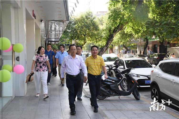 崔建军率队到清城区源潭镇督导创文工作