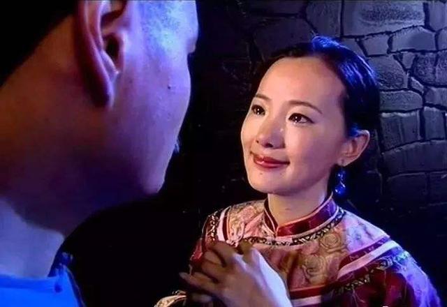 《小欢喜》里的她被赞最有中国老婆形象，年轻时也这么美！