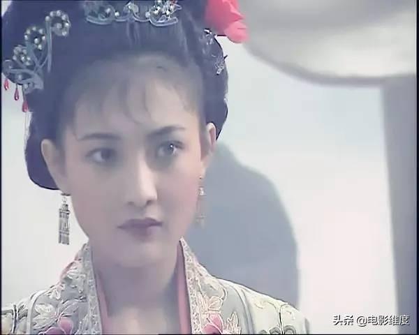 46岁牛莉嫁给圈外富豪，结婚22年恩爱如初