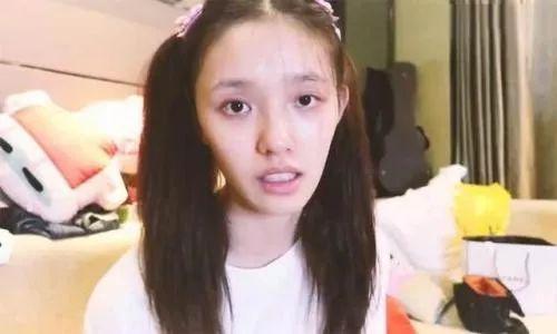 虎背熊腰，五五分比例…她这身材也能代言内衣？
