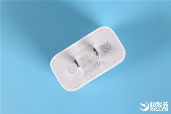 160Hz极边全面屏 魅族16s Pro黑之谧镜开箱