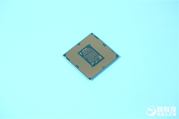 i3超频真罕见！Intel酷睿i3-9350K图赏