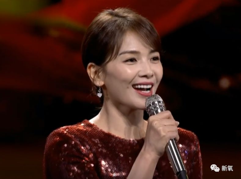 明星齐聚！蒋欣瘦出少女感、孙怡慈母脸、只有他整成了皮诺曹？