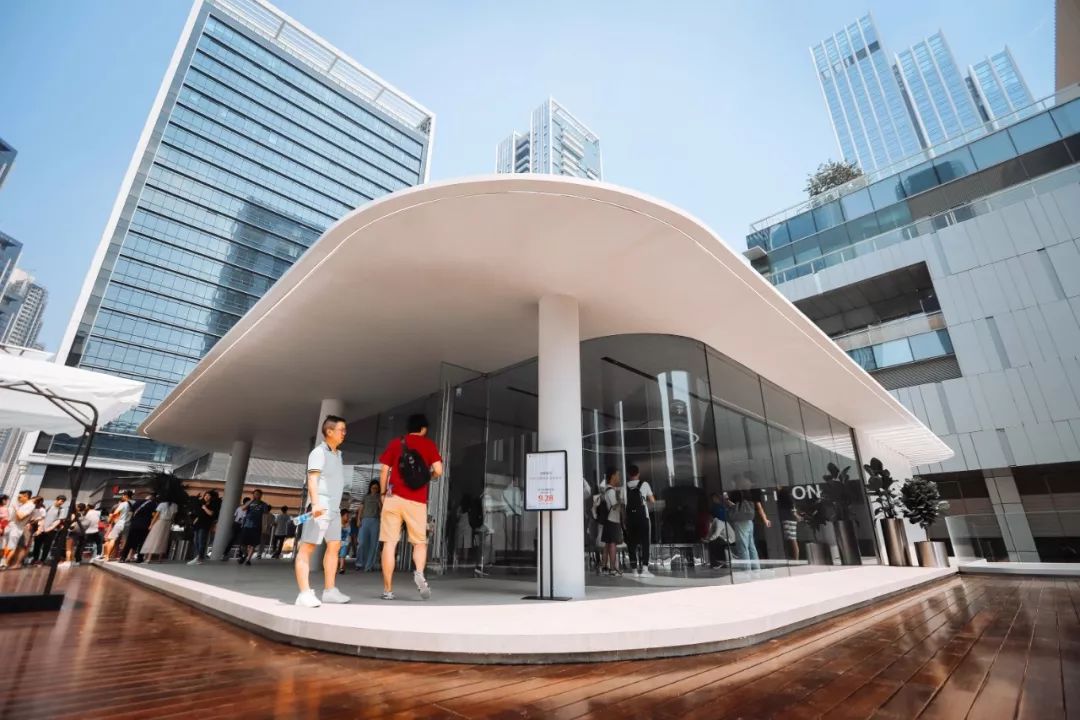 华为全球旗舰店来深圳啦!今天开业