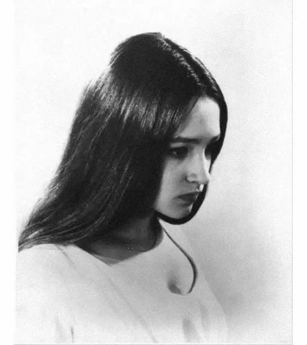 【新氧App】李沁的田小娥不如张雨琦艳丽却更讨喜，有种美叫满脸颤抖的灵魂！