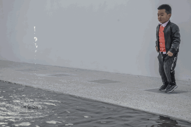 640_426 gif 动态图 动图